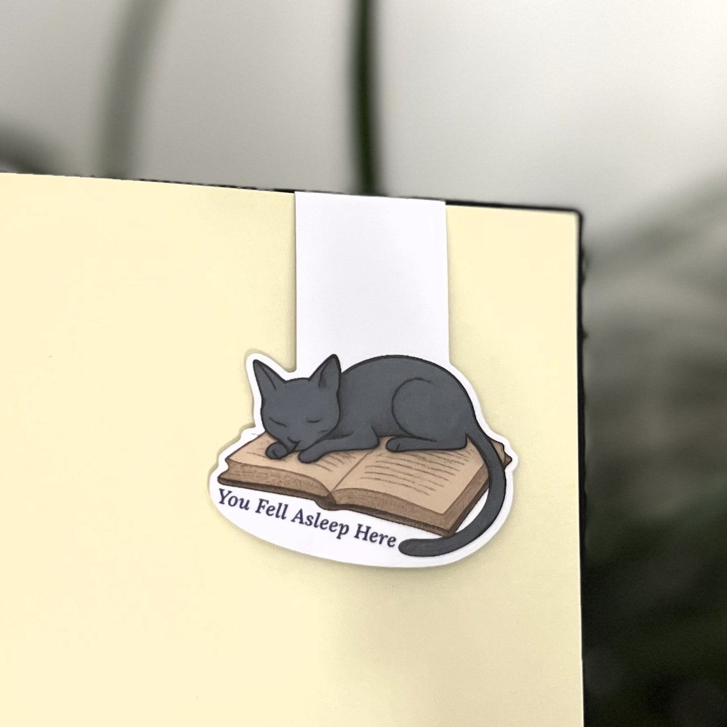 Sleeping Cat Magnetic Bookmark